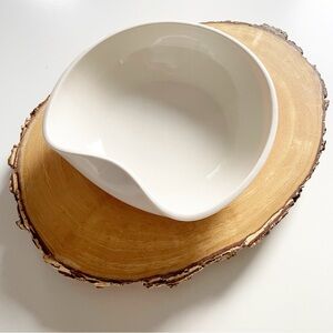 Rare Pigeon Toe Ceramics Folded 8.5” Serving Bowl